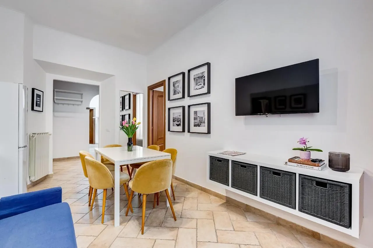 Pantheon Boutique Apartment 