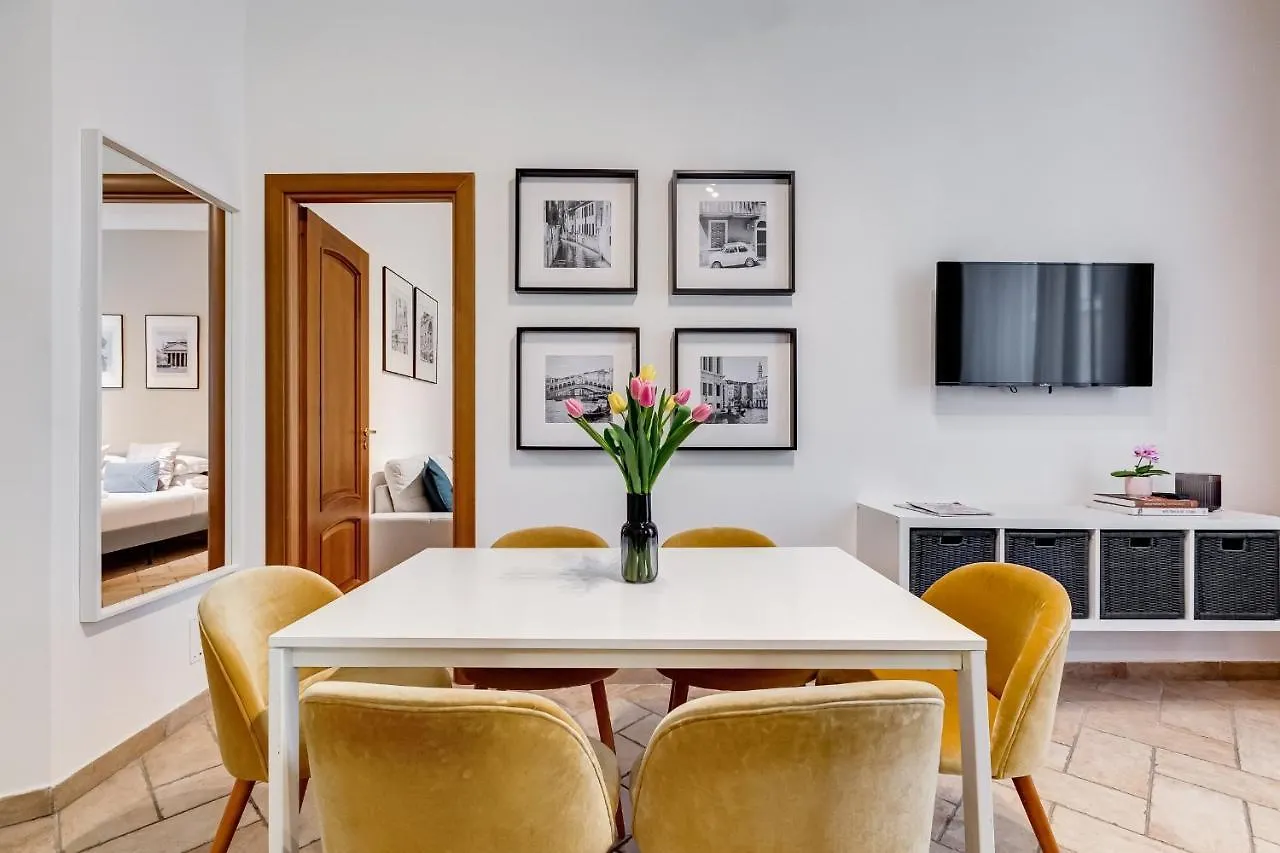 Pantheon Boutique Apartment 